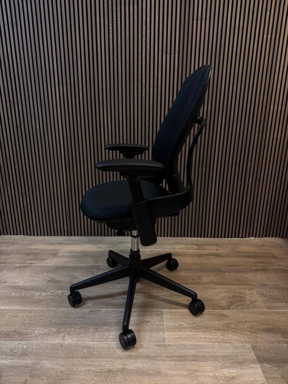 Steelcase Leap V2 Summer Deal